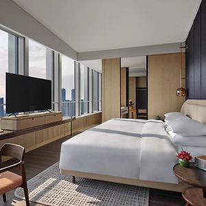 Premier King Room River View