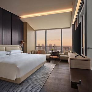 Premier King Room